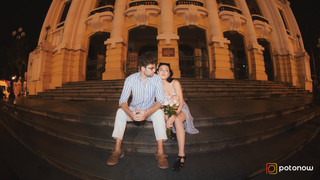 18 Couple Travel Photo Poses That Look Natural in Every Destination